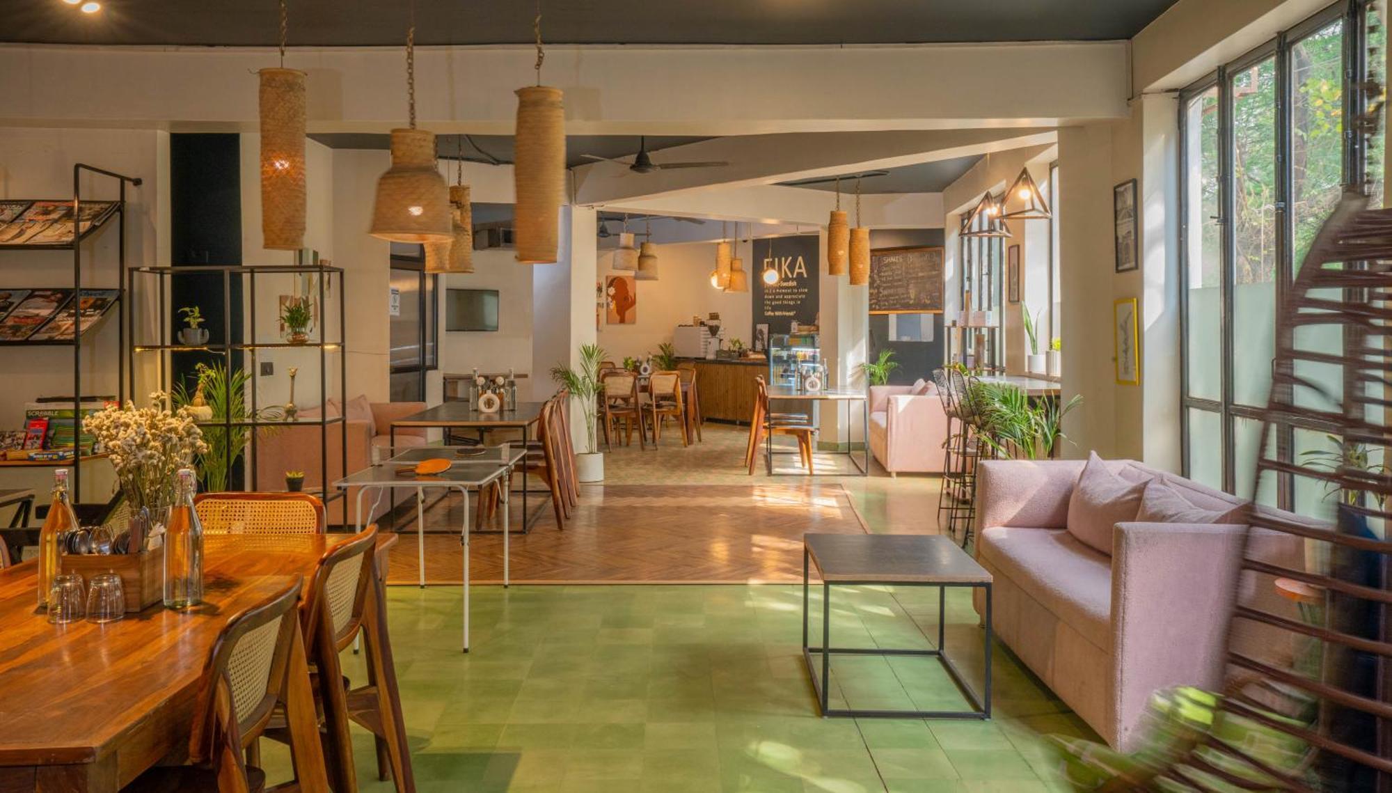 Minimalist One Hauz Khas Village Нью-Дели Экстерьер фото