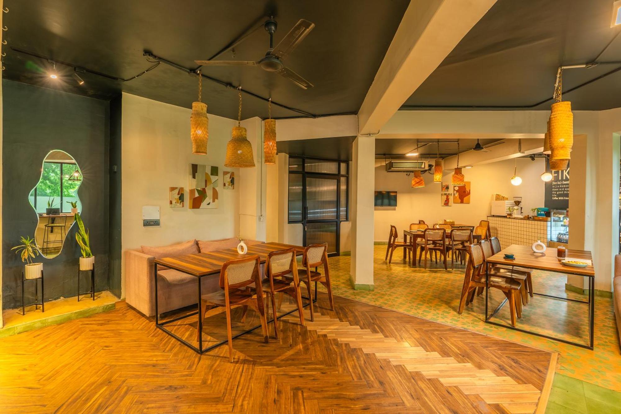 Minimalist One Hauz Khas Village Нью-Дели Экстерьер фото